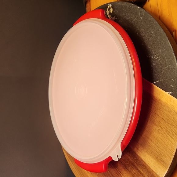 Tupperware Red Suzette with Hande & Lid - Picture 1 of 8